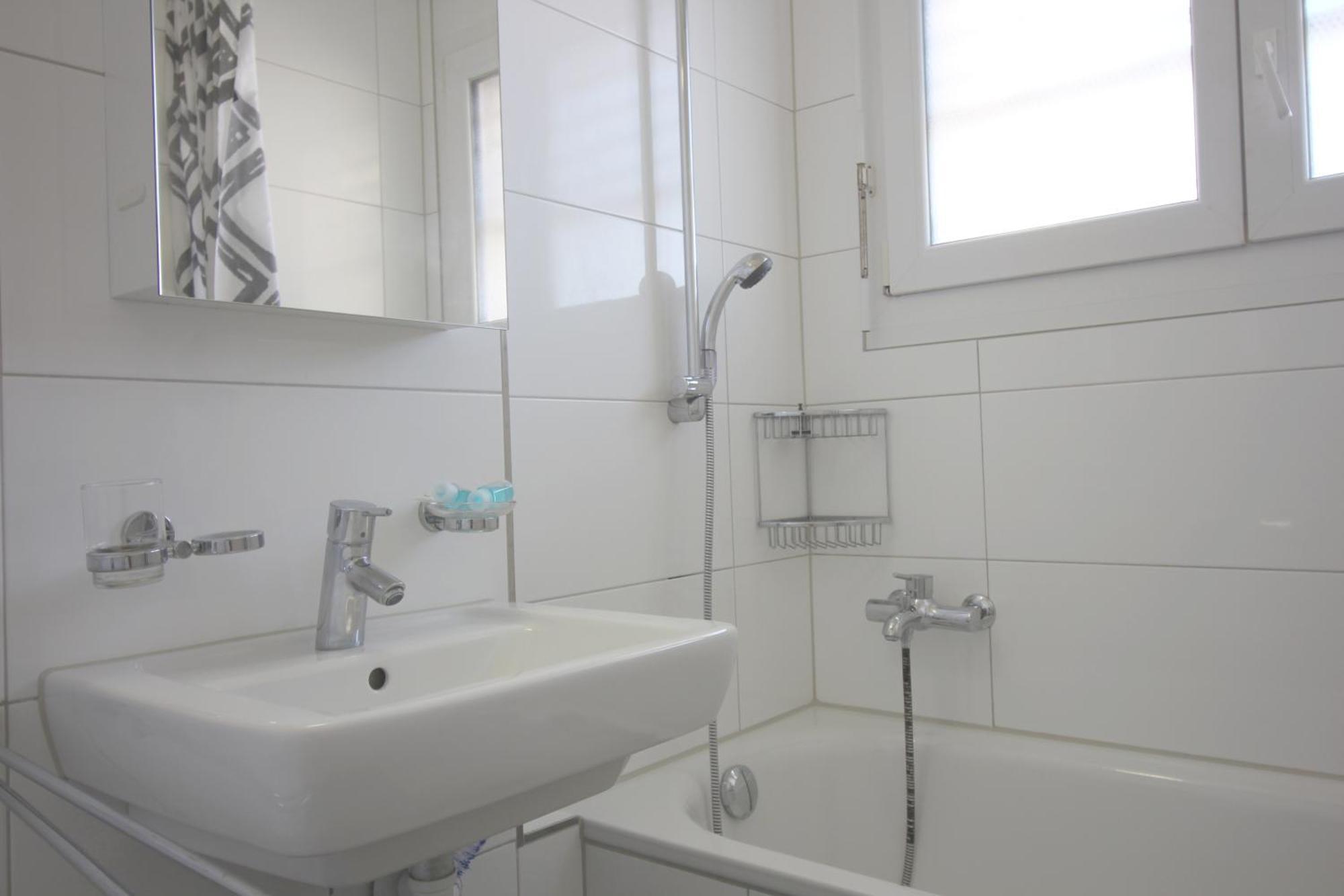 Swiss Star District 11 - Self Check-In Apartment Zurich Luaran gambar