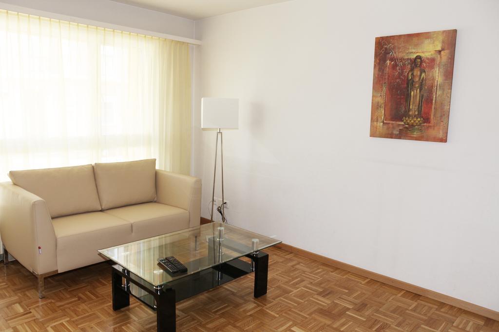 Swiss Star District 11 - Self Check-In Apartment Zurich Luaran gambar